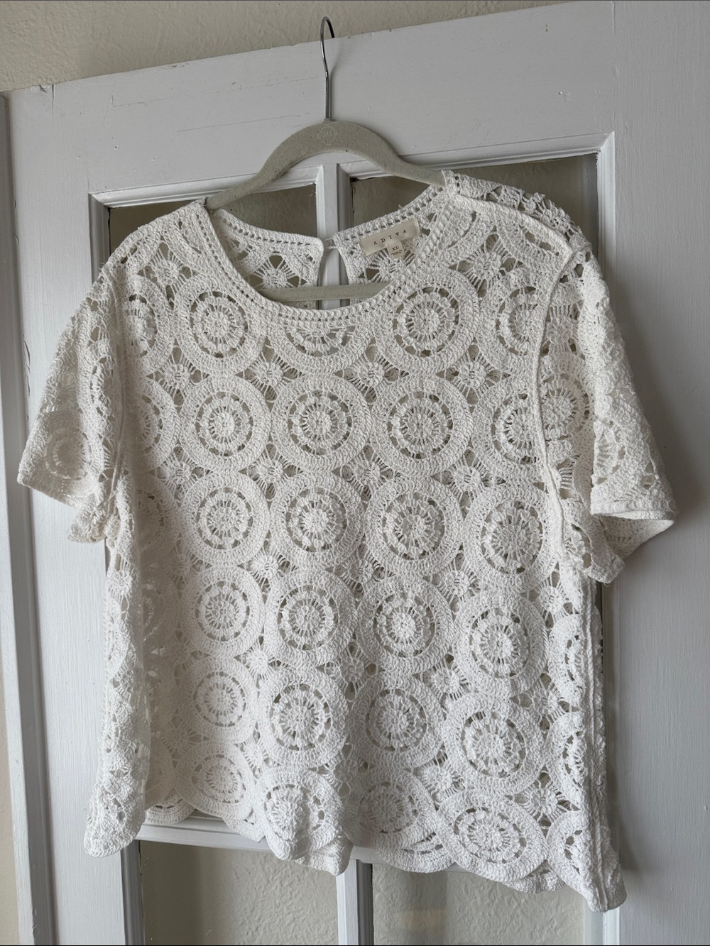 Adiva White Crochet Short Sleeve Top